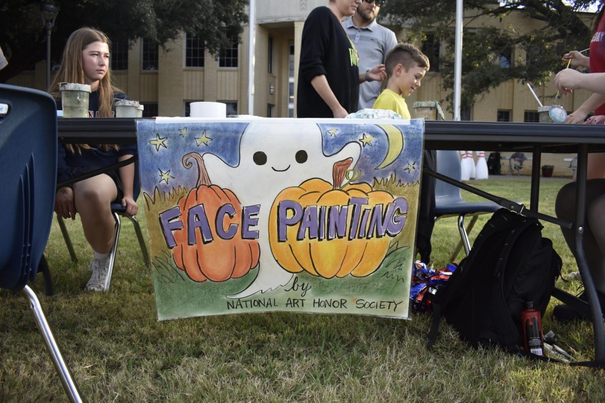 Art Club face painting banner 