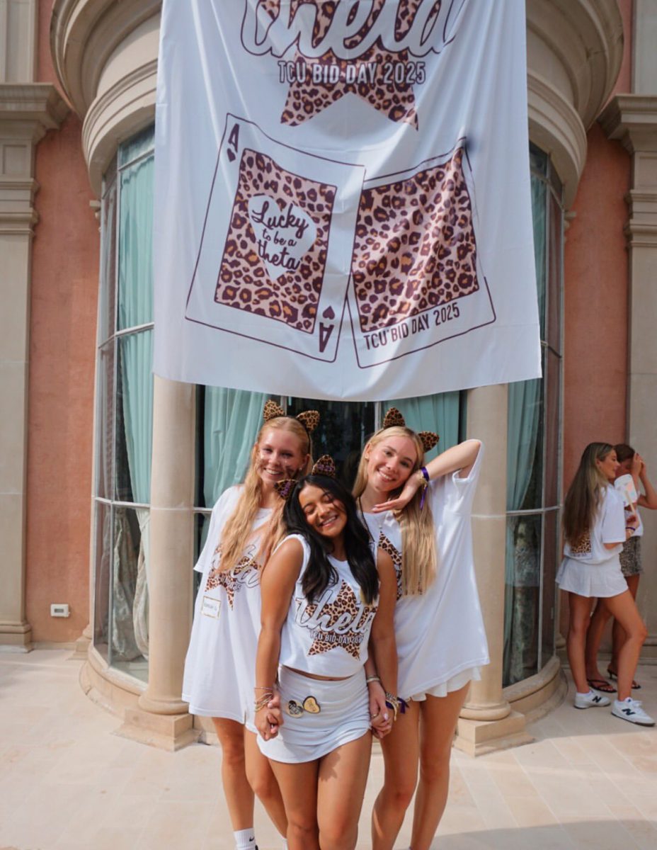 Class of 2025 Graduates Sara Peyton Dospapas and Rebekah Gilbertson pose with their sorority sister